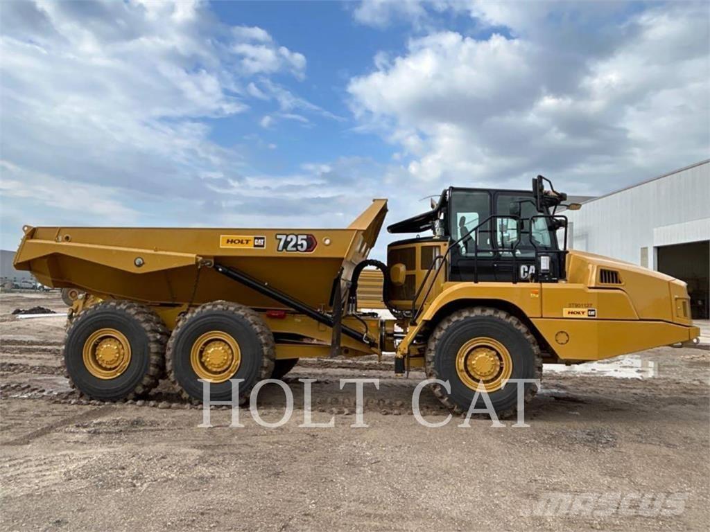 CAT 725 Дъмпери/моторни превозни средства