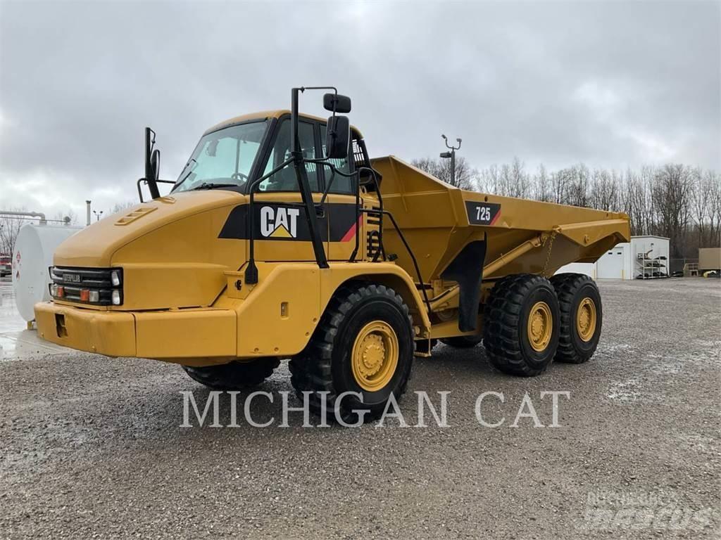 CAT 725 T Дъмпери/моторни превозни средства