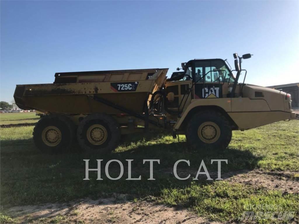 CAT 725C Дъмпери/моторни превозни средства