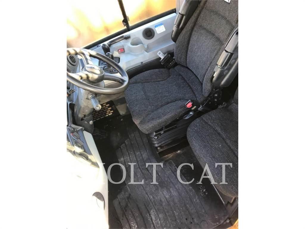 CAT 725C Дъмпери/моторни превозни средства