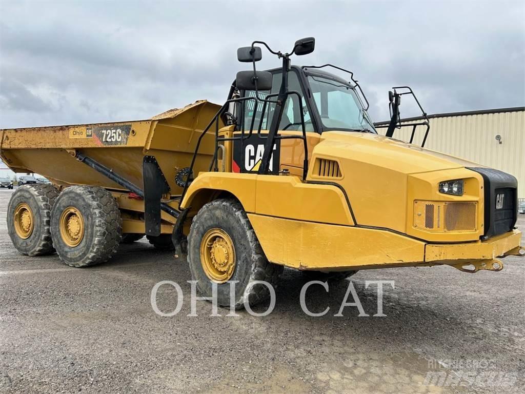 CAT 725C Дъмпери/моторни превозни средства