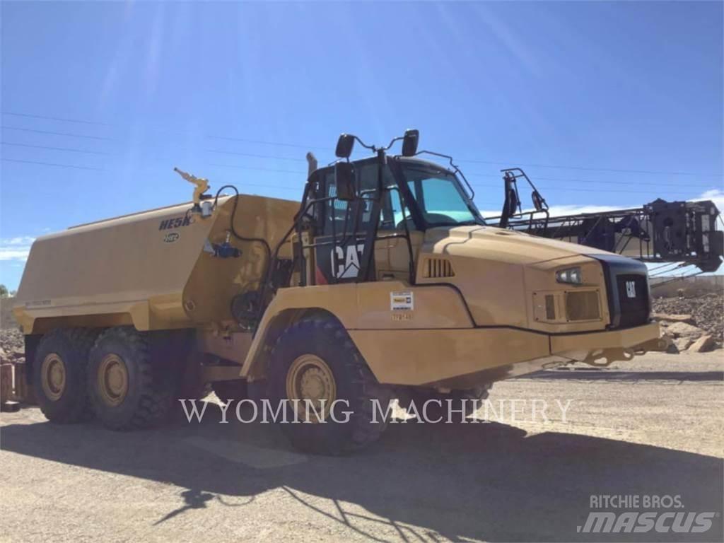 CAT 725C Дъмпери/моторни превозни средства