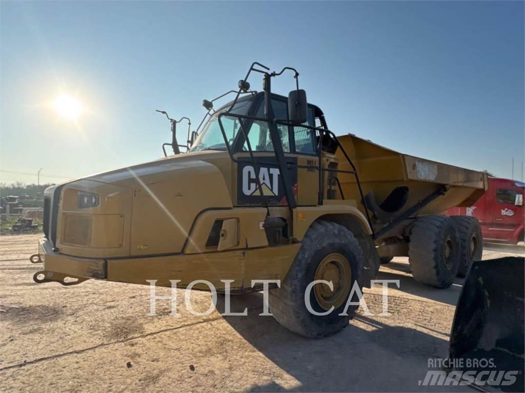 CAT 725C Дъмпери/моторни превозни средства