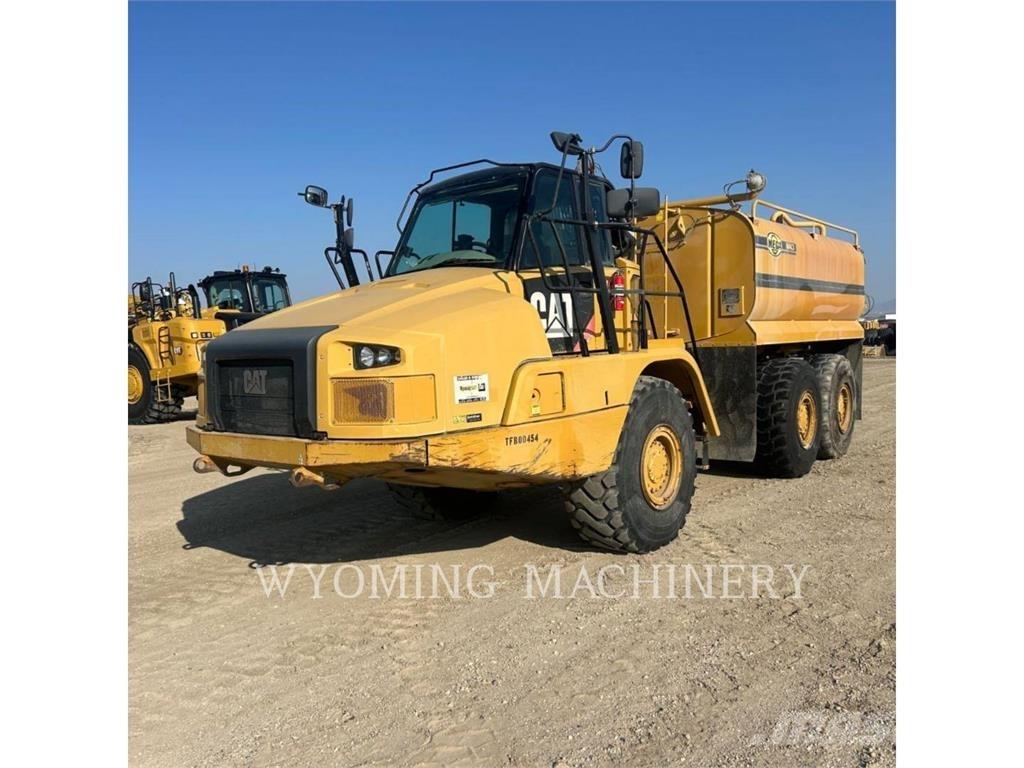 CAT 725C Дъмпери/моторни превозни средства