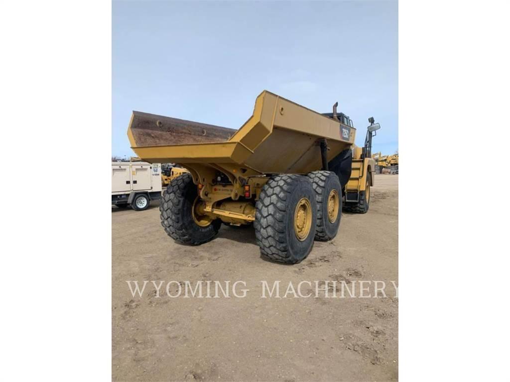 CAT 725C 2 Дъмпери/моторни превозни средства