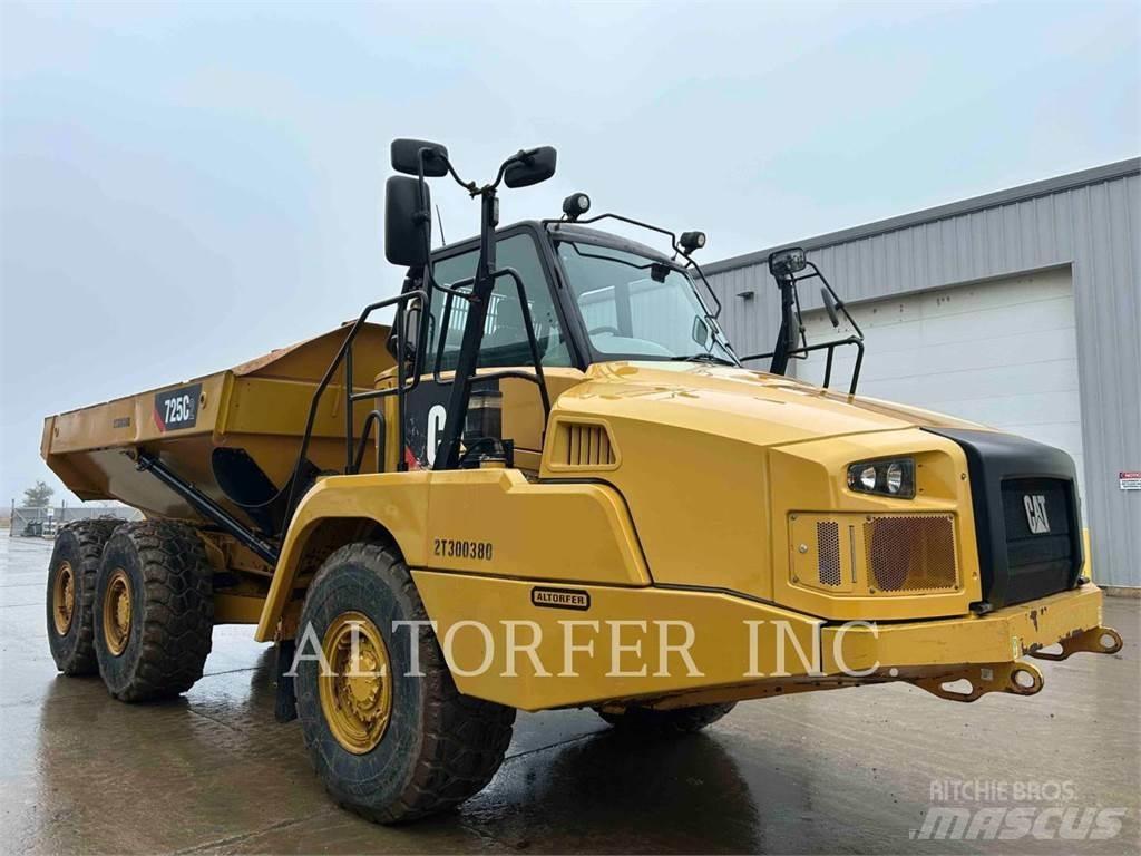 CAT 725C2 Дъмпери/моторни превозни средства