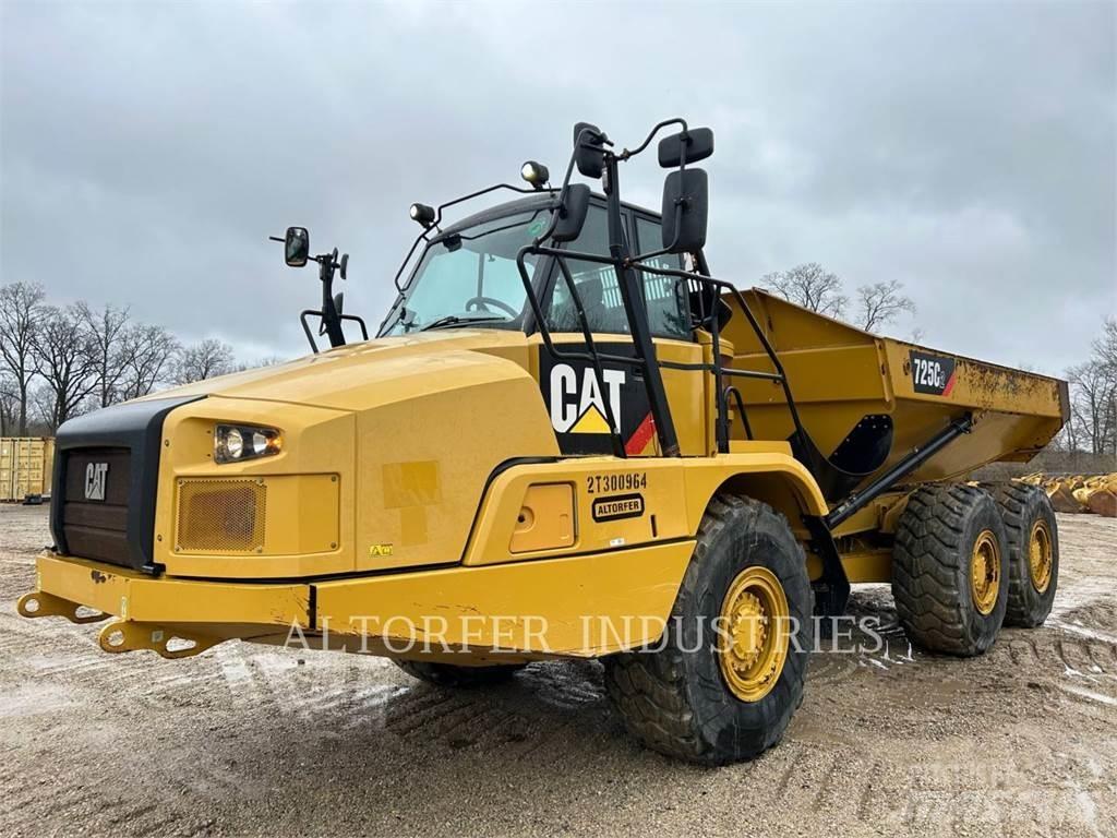 CAT 725C2 Дъмпери/моторни превозни средства