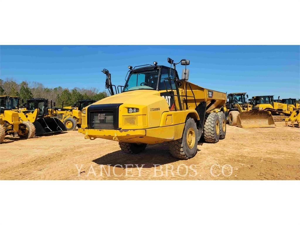 CAT 725C2 Дъмпери/моторни превозни средства
