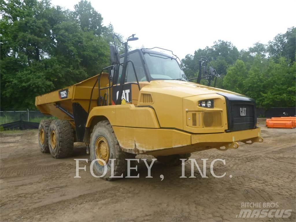 CAT 725C2 Дъмпери/моторни превозни средства