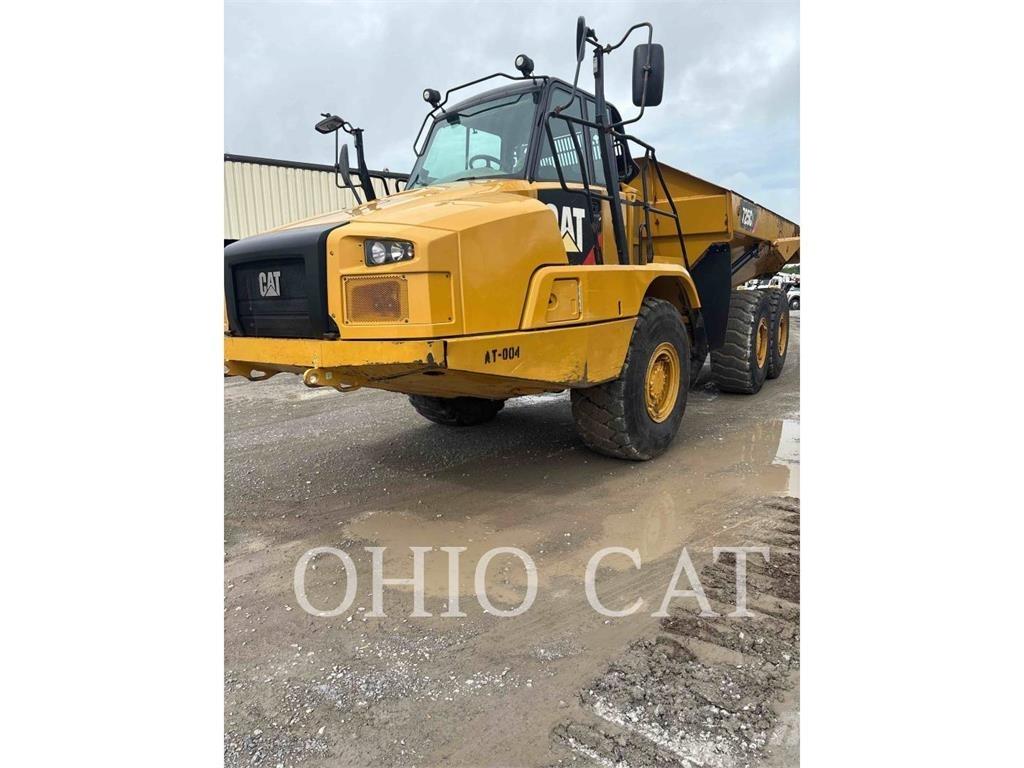 CAT 725C2 Дъмпери/моторни превозни средства