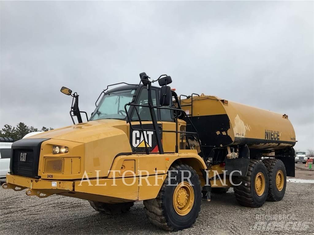 CAT 725C2 WT Дъмпери/моторни превозни средства