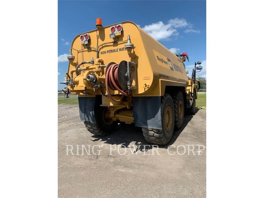 CAT 725C2WW Цистерна