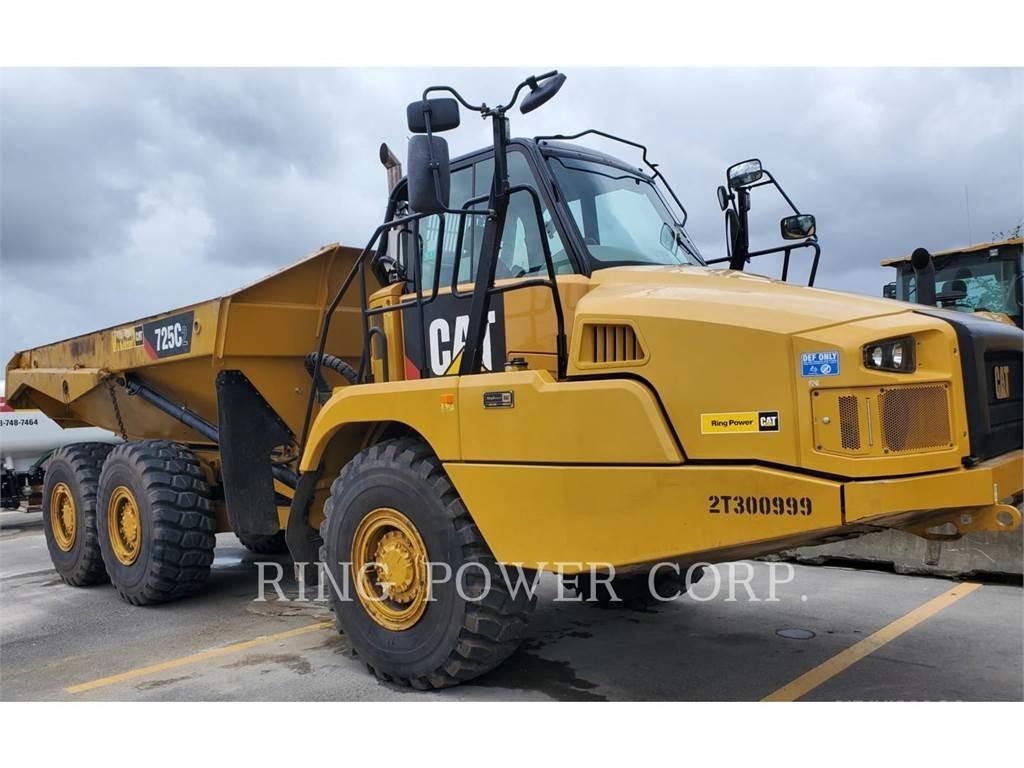 CAT 725C2WW Цистерна