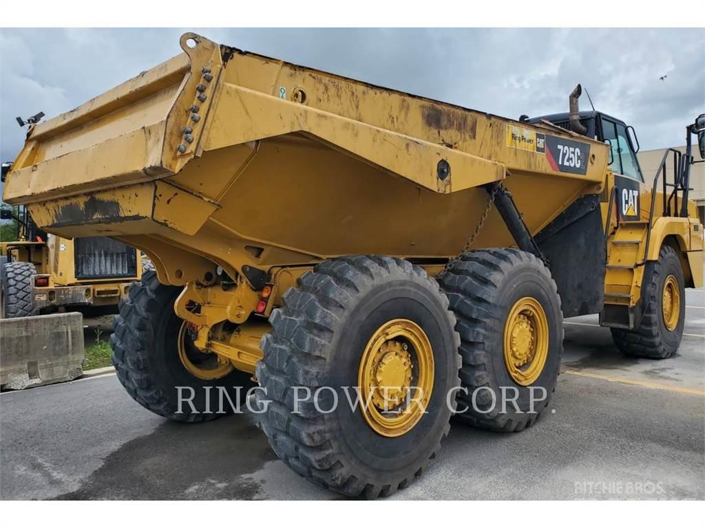 CAT 725C2WW Цистерна