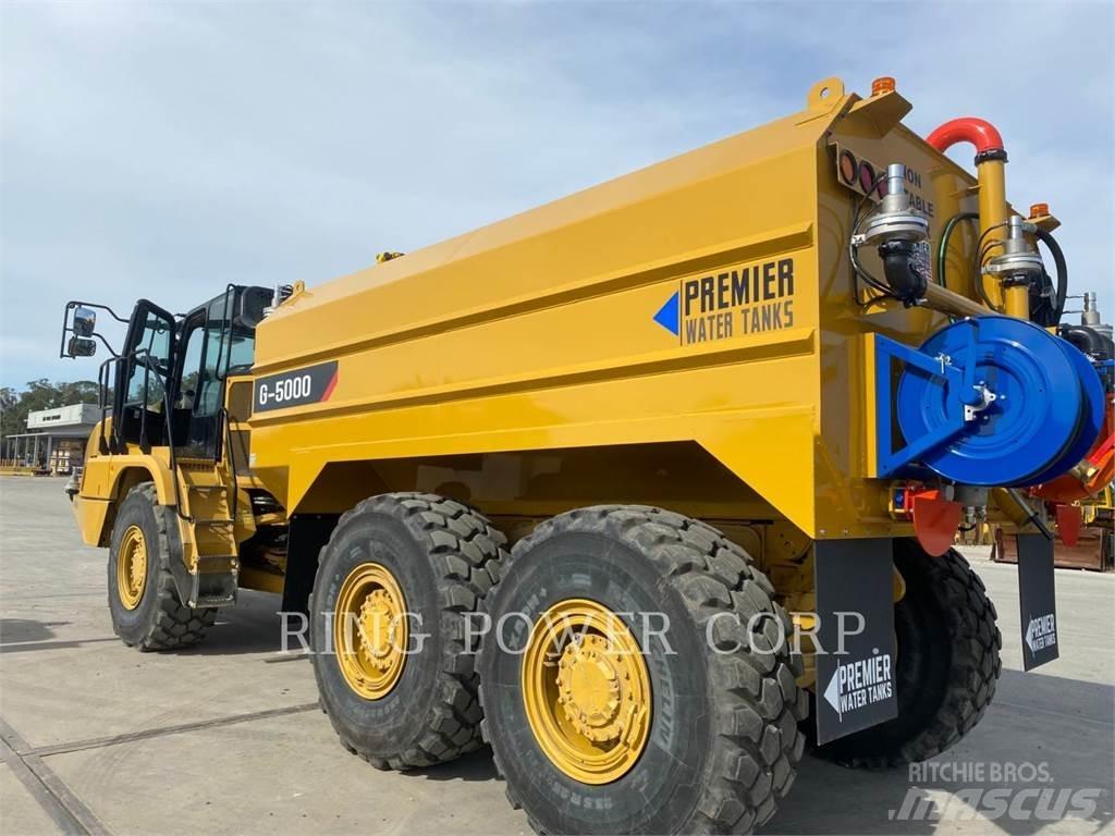 CAT 725WW Цистерна