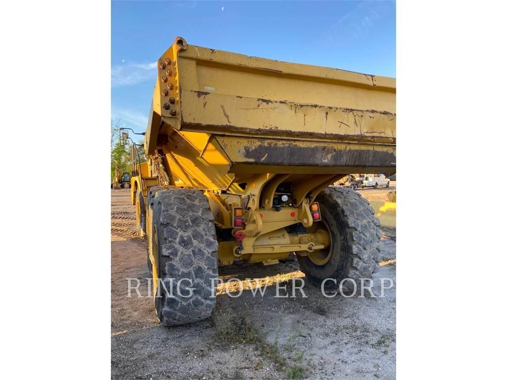 CAT 725WW Цистерна