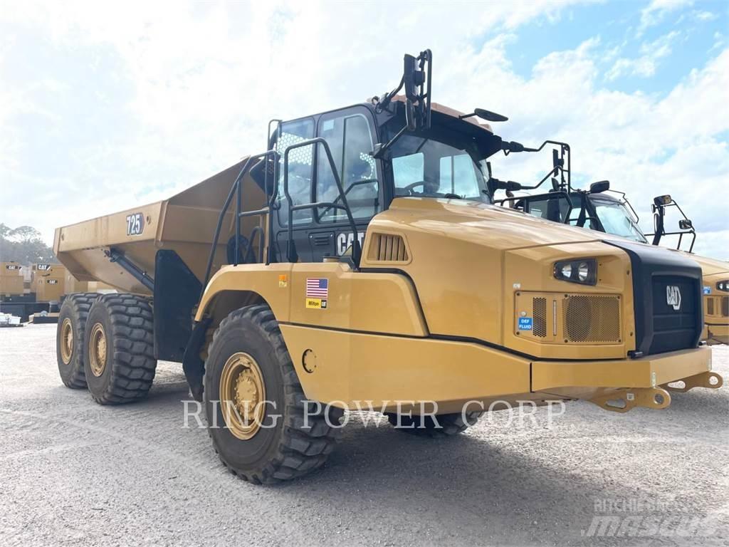 CAT 725WW Цистерна