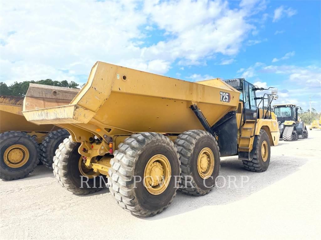 CAT 725WW Цистерна