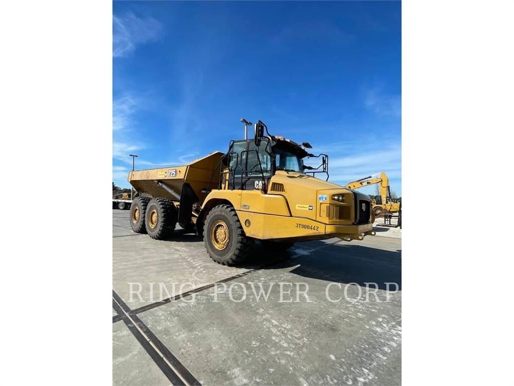 CAT 725WW Цистерна