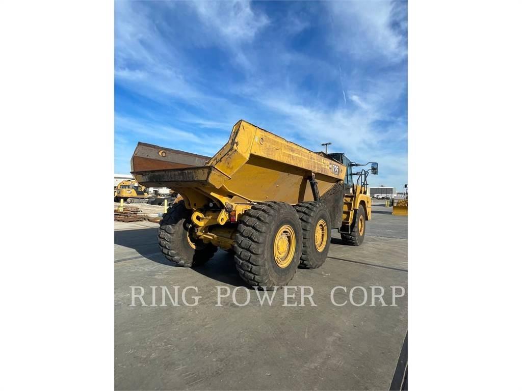 CAT 725WW Цистерна