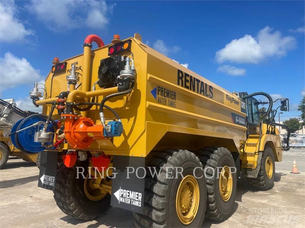 CAT 725WW Цистерна