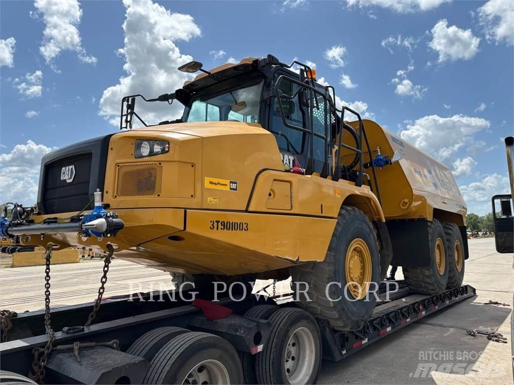 CAT 725WW Цистерна