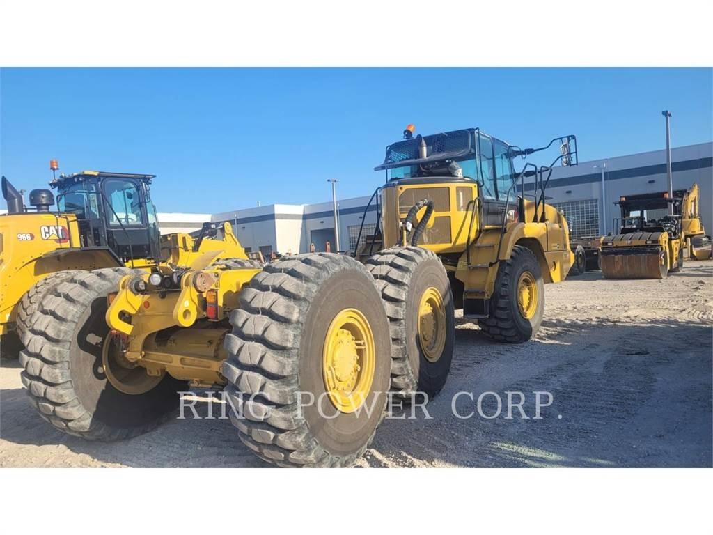 CAT 725WW Цистерна