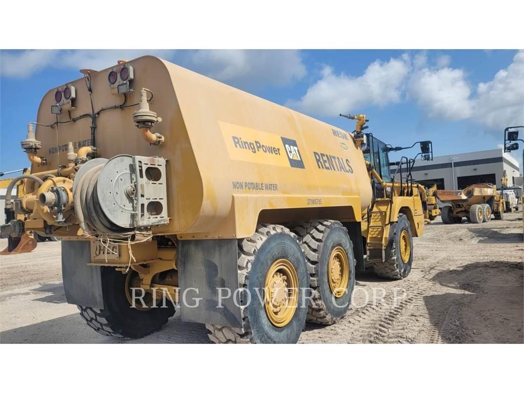 CAT 725WW Цистерна