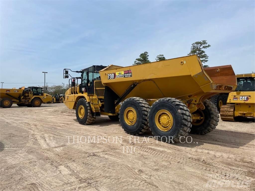 CAT 730 Дъмпери/моторни превозни средства