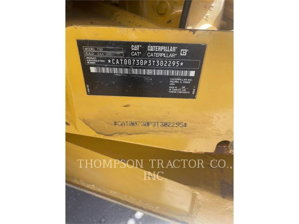 CAT 730 Дъмпери/моторни превозни средства