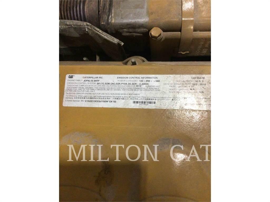CAT 730 Дъмпери/моторни превозни средства