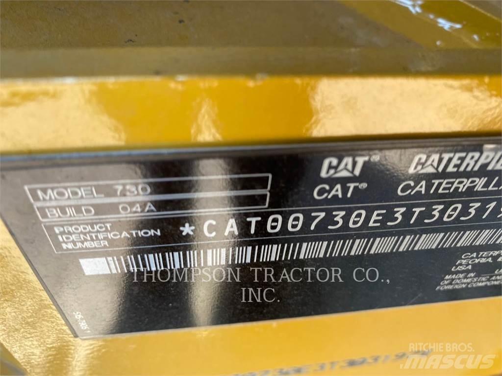 CAT 730 Дъмпери/моторни превозни средства