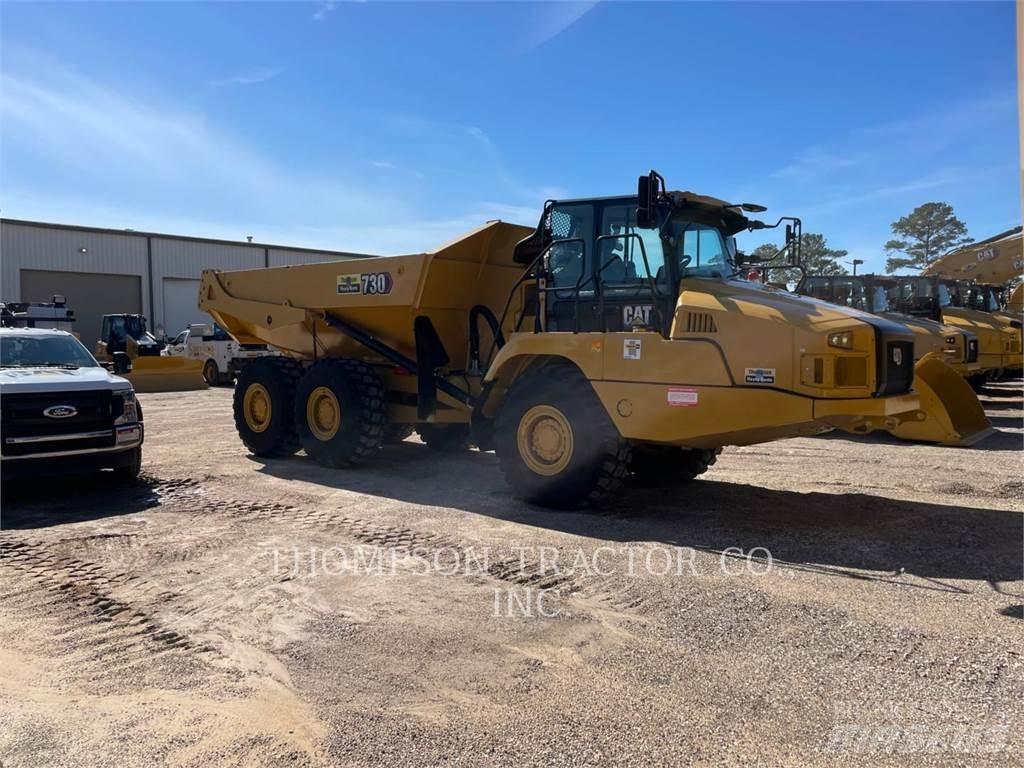 CAT 730 Дъмпери/моторни превозни средства