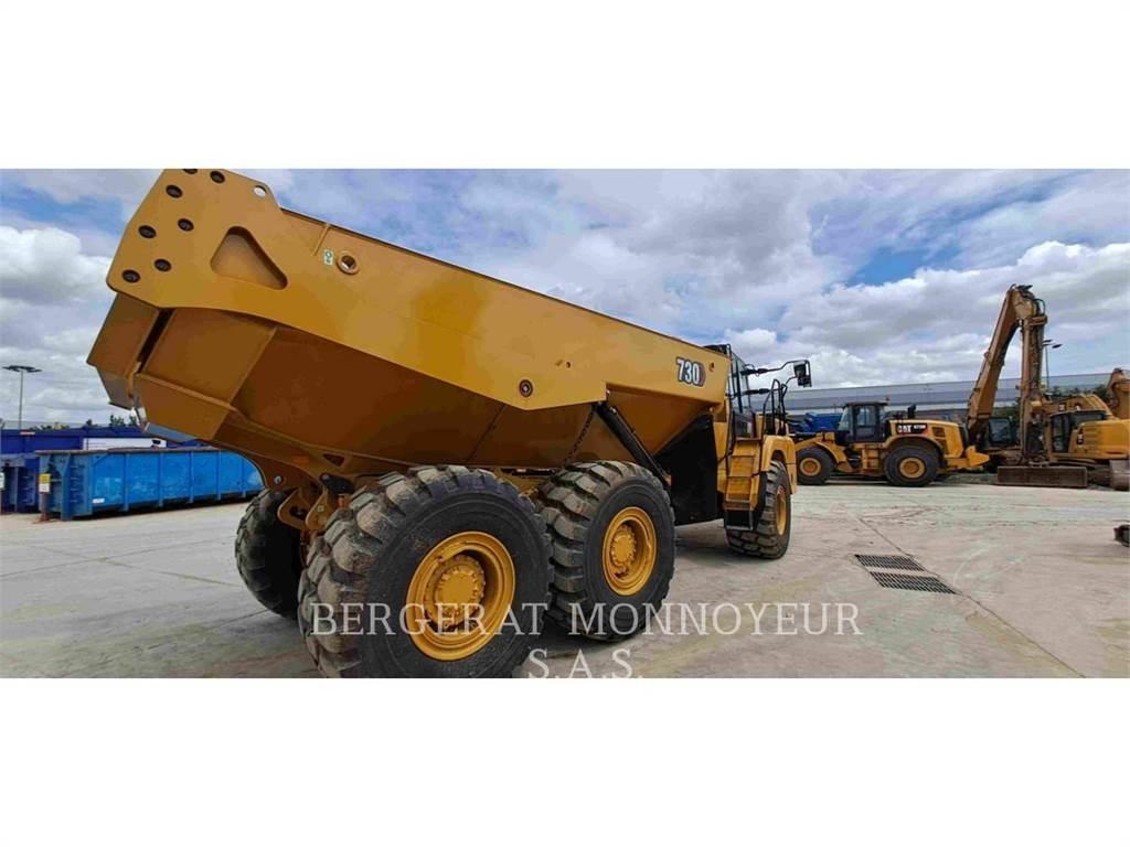 CAT 730 Дъмпери/моторни превозни средства