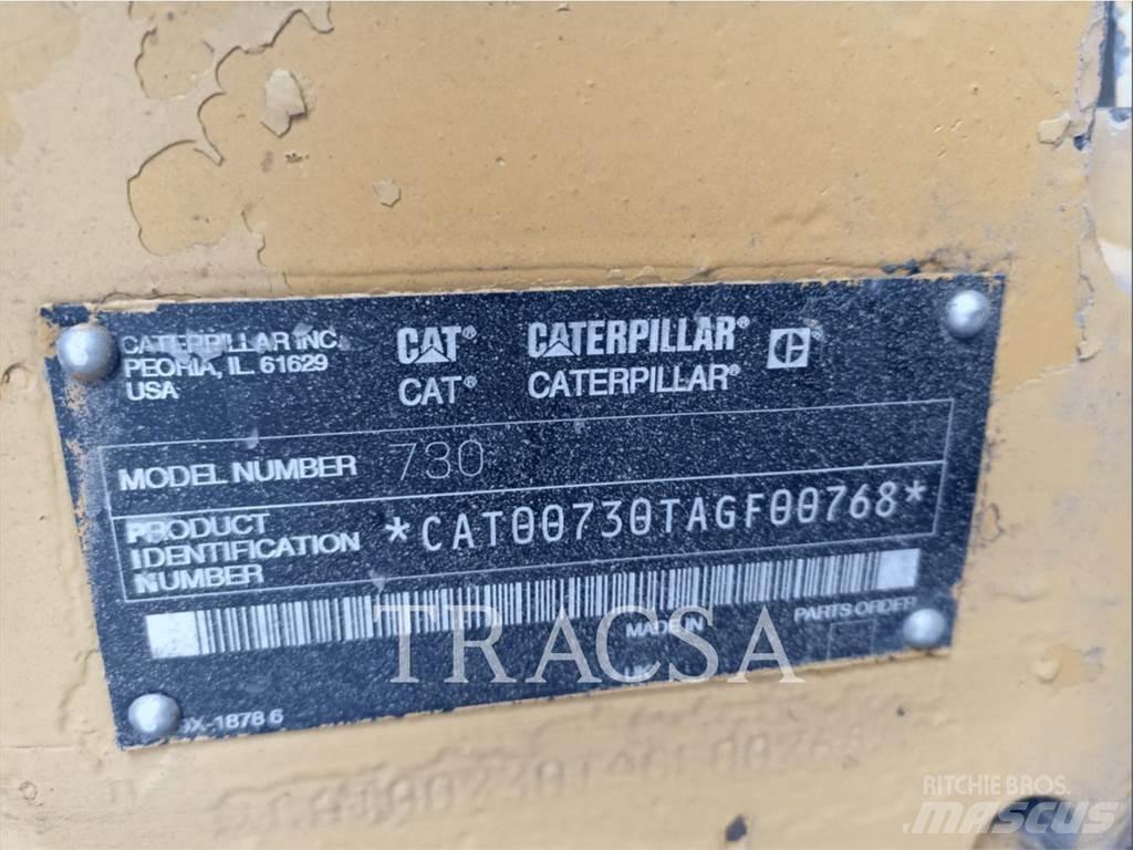 CAT 730 Дъмпери/моторни превозни средства
