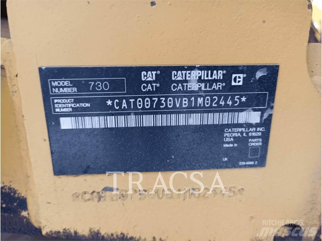 CAT 730 Дъмпери/моторни превозни средства