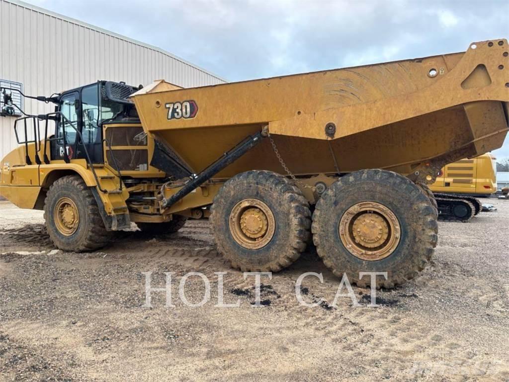 CAT 730 Дъмпери/моторни превозни средства