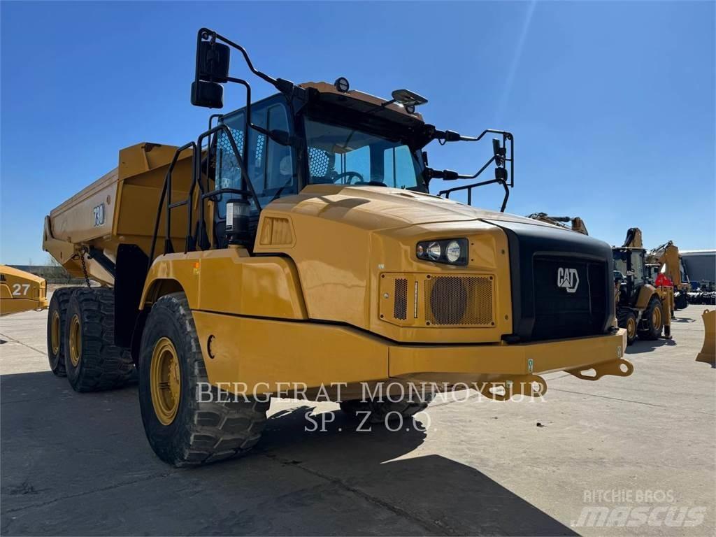 CAT 730 Дъмпери/моторни превозни средства