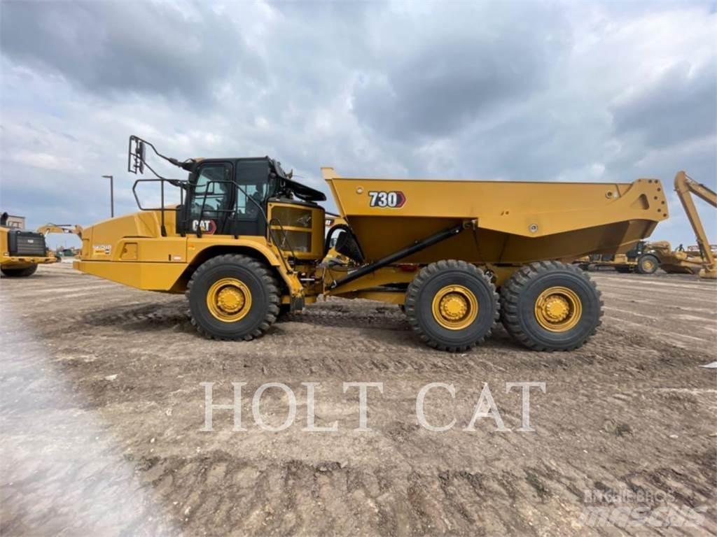 CAT 730 Дъмпери/моторни превозни средства