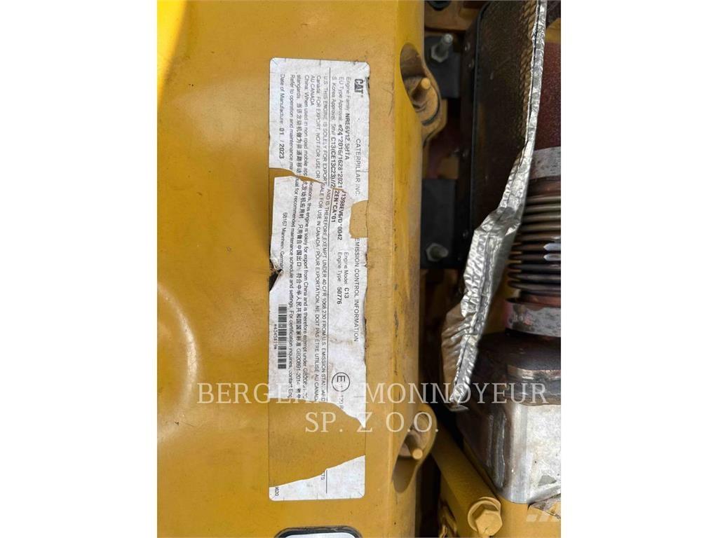 CAT 730 Дъмпери/моторни превозни средства