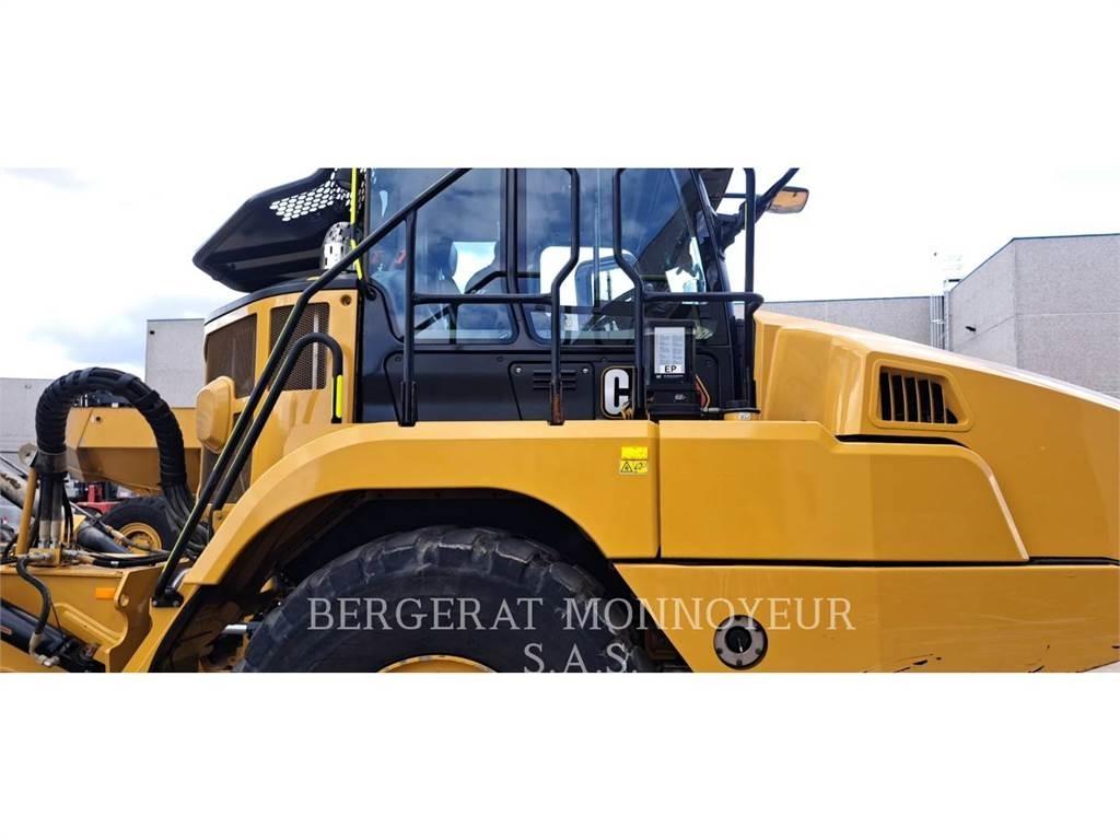 CAT 730 Дъмпери/моторни превозни средства