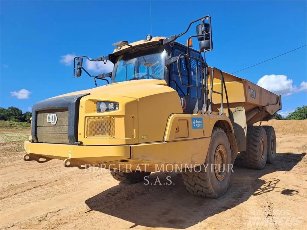CAT 730 Дъмпери/моторни превозни средства
