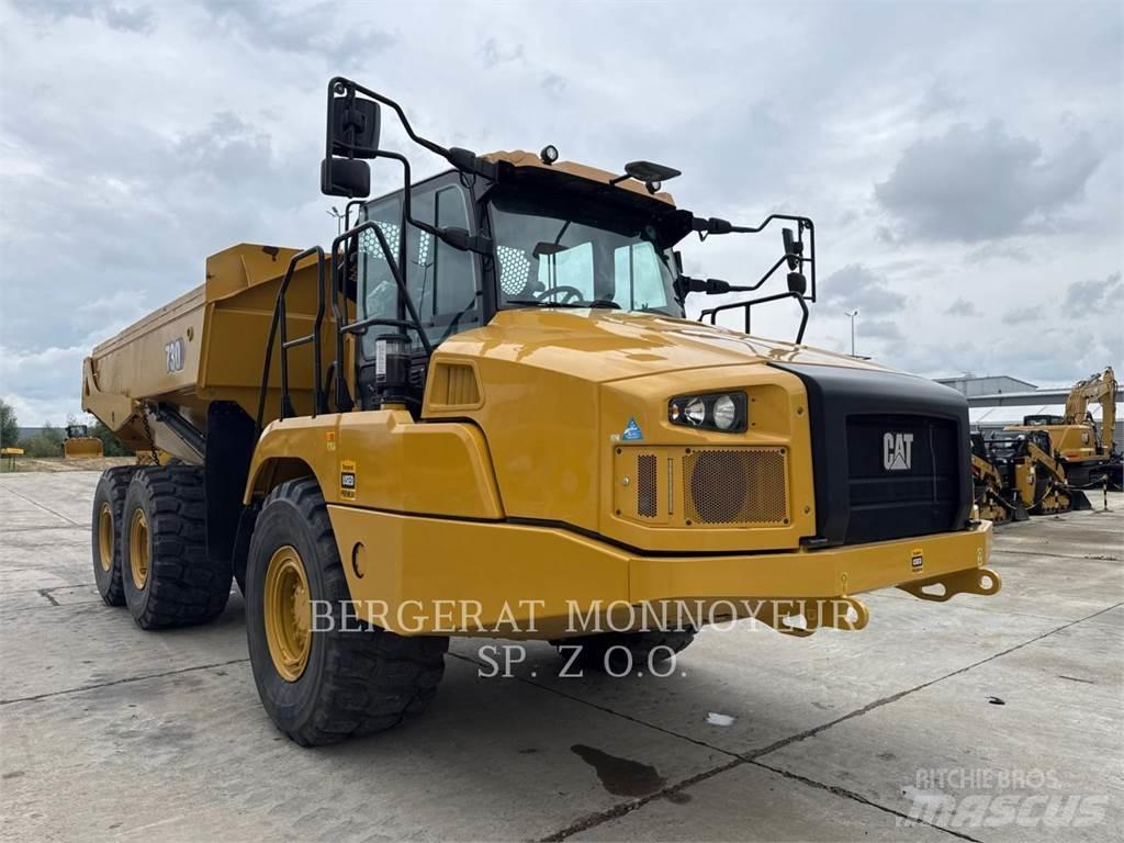 CAT 730 Дъмпери/моторни превозни средства