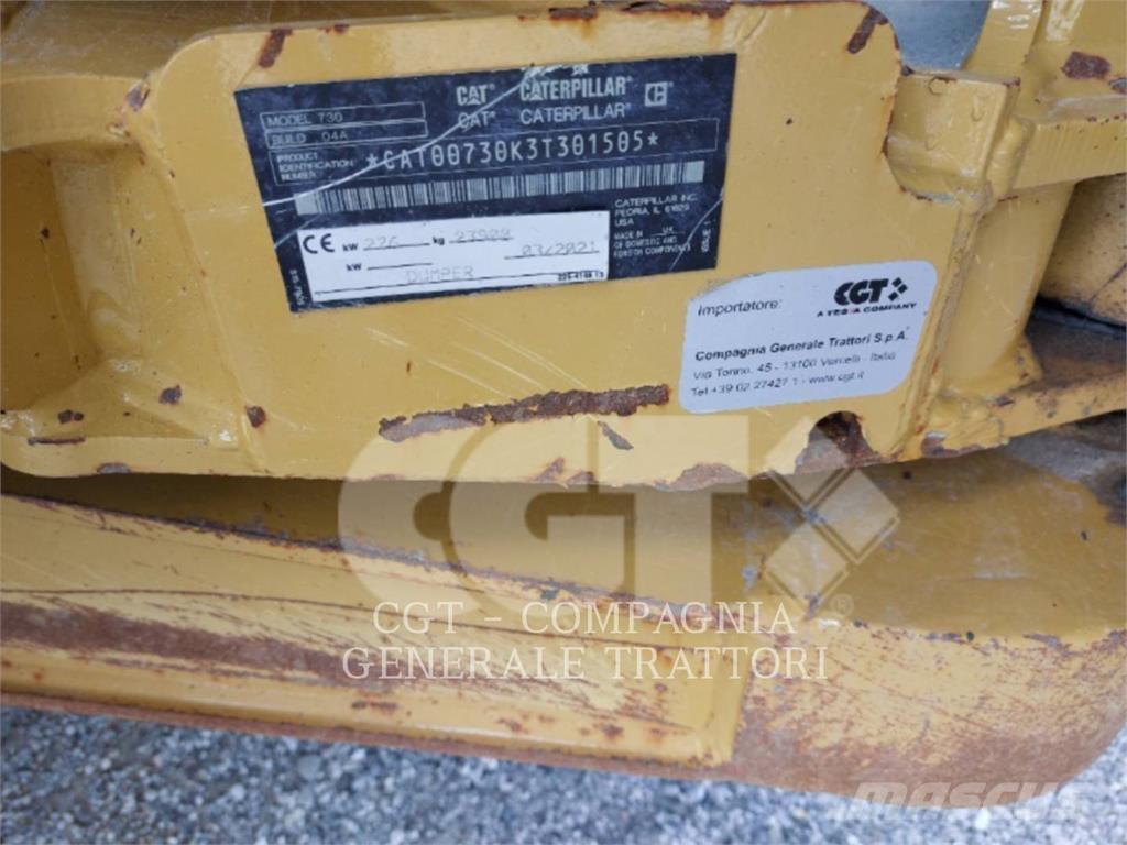 CAT 730 Дъмпери/моторни превозни средства