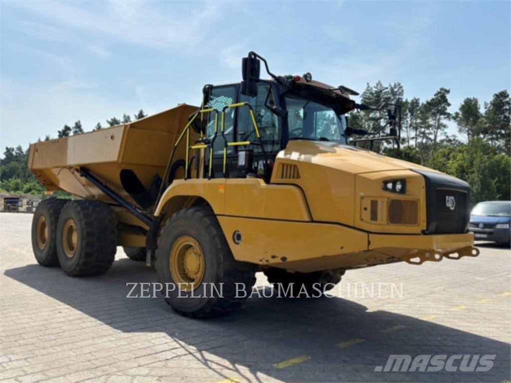 CAT 730-04A Дъмпери/моторни превозни средства