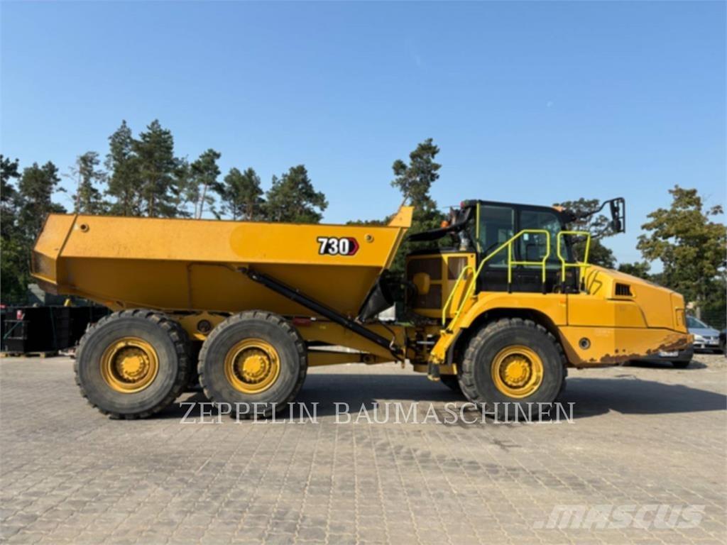 CAT 730-04A Дъмпери/моторни превозни средства