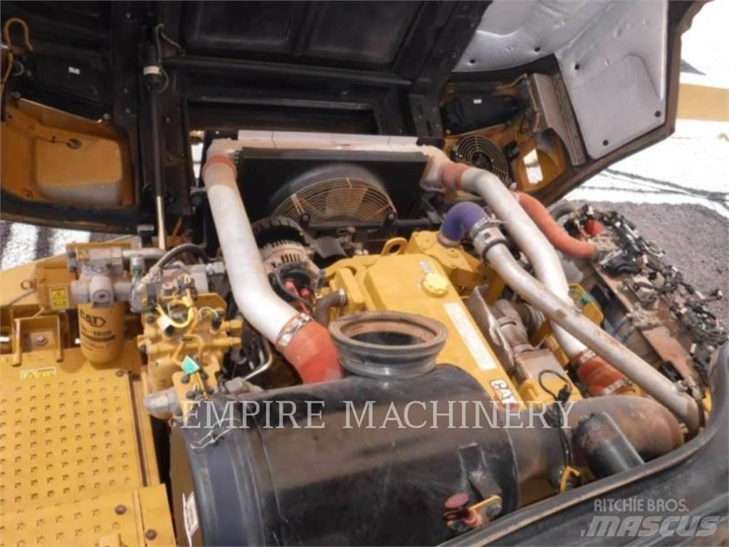 CAT 730 TG Дъмпери/моторни превозни средства