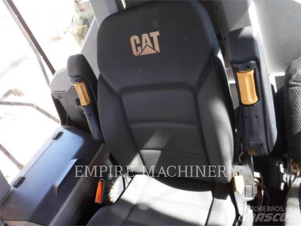 CAT 730 TG Дъмпери/моторни превозни средства