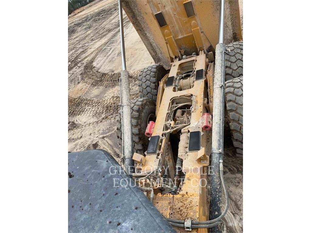 CAT 73004 Дъмпери/моторни превозни средства