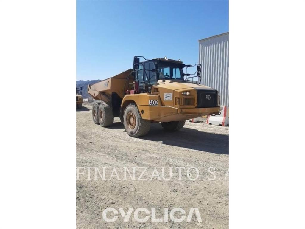 CAT 730C Дъмпери/моторни превозни средства